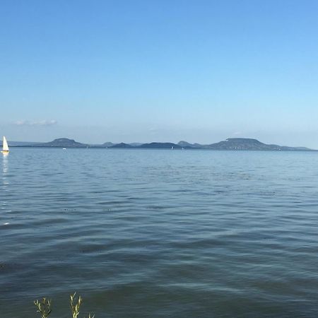 Lake House Farsang Balatonberény Exterior foto